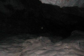 Large_thumb_16_grotte_lumi_re_au_fond_du_gouffre