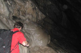 Large_thumb_14_grotte_fils_de_guide